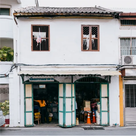 ซอสพริกศรีราชาเจ้าแรกของกรุงเทพ ‘ซอสพริกศรีราชา ตราเหรียญทอง’ โดยหัตถกรรมมาคาร