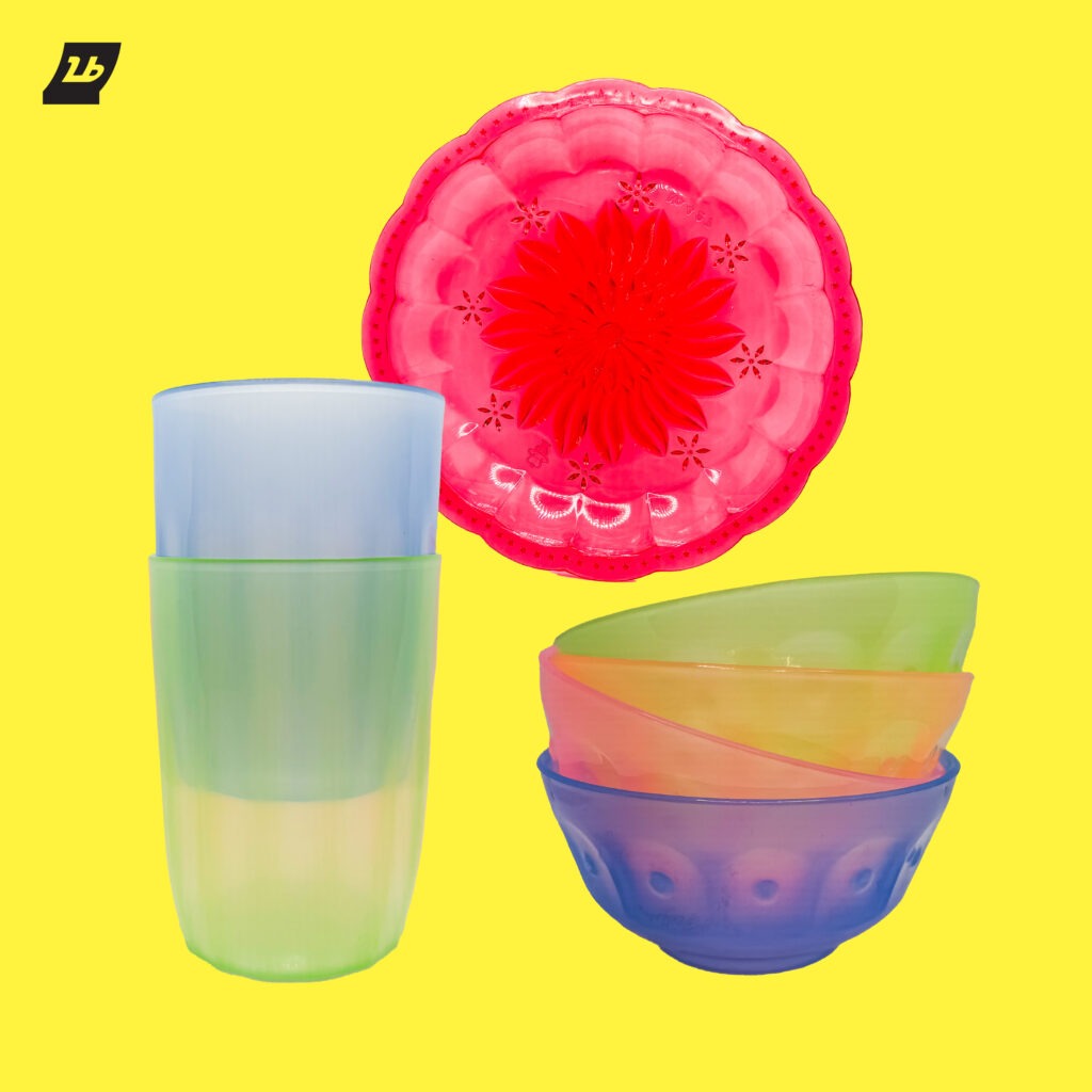 ถ้วยชามพลาสติก นำง่ายฮง